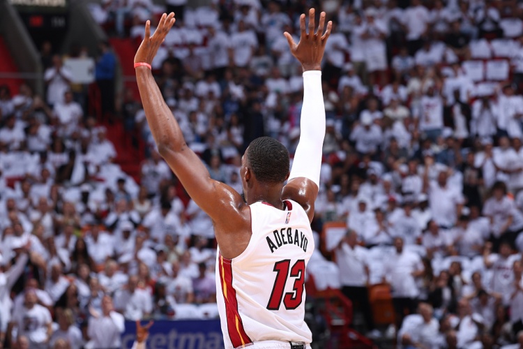 世俱杯投注APP-韦德：人们想象中的83分该是暴扣&amp;干拔&amp;各种高难度 而不是43罚球